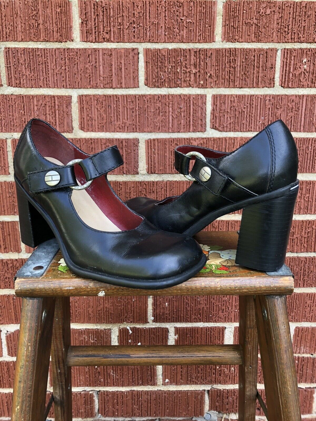 Vintage 90s Y2k Tommy Hilfiger Chunky Heel Mary Janes Size 6