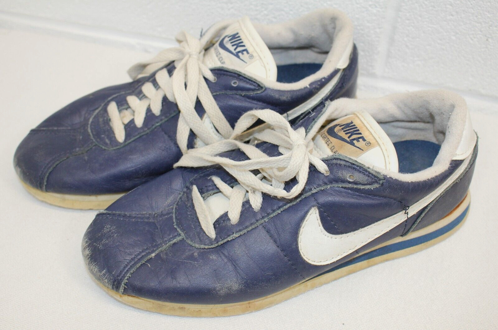 True Vintage Nike Classic Cortez Blue Leather Running Shoes Women's Size 7.5