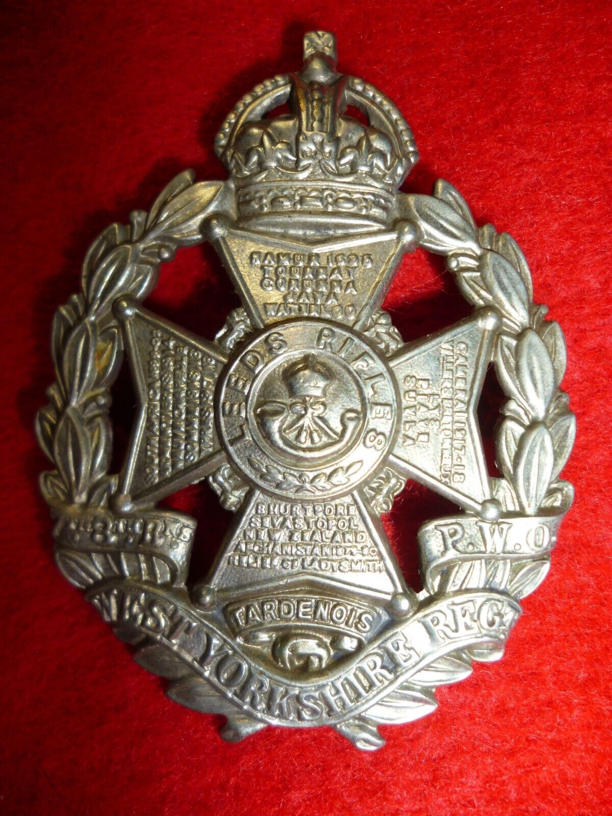 7th/8th Bn. (leeds Rifles) West Yorkshire Regiment Kc Cap Badge
