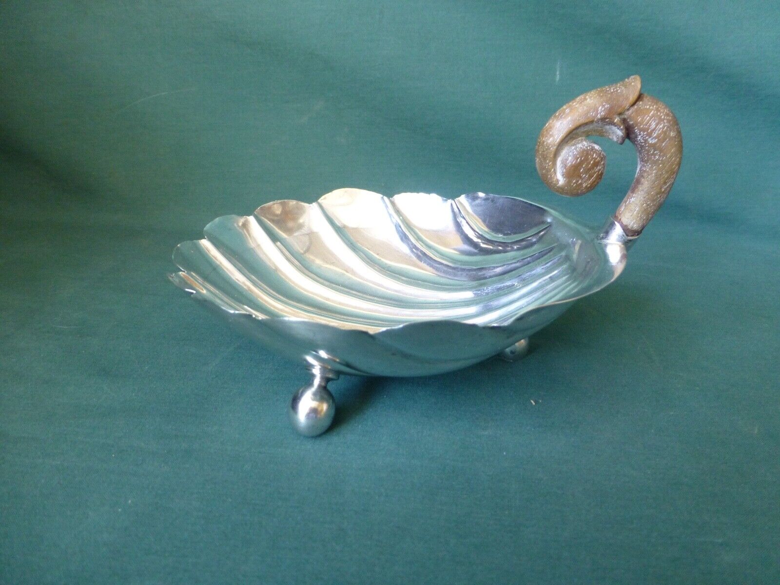 Vintage Mexico Sterling Silver Shell Dish With Wooden Handle