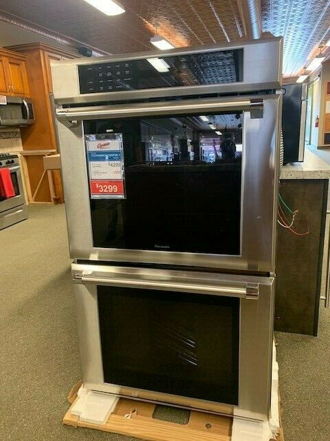 Med302jp-thermador 30" Double Wall Oven - Open Box